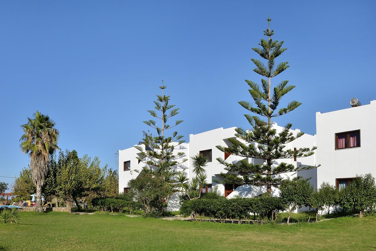 San Antonio Apartments Kolimvárion Luaran gambar